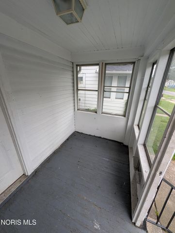 1212 Paxton Street, Toledo, OH 43608
