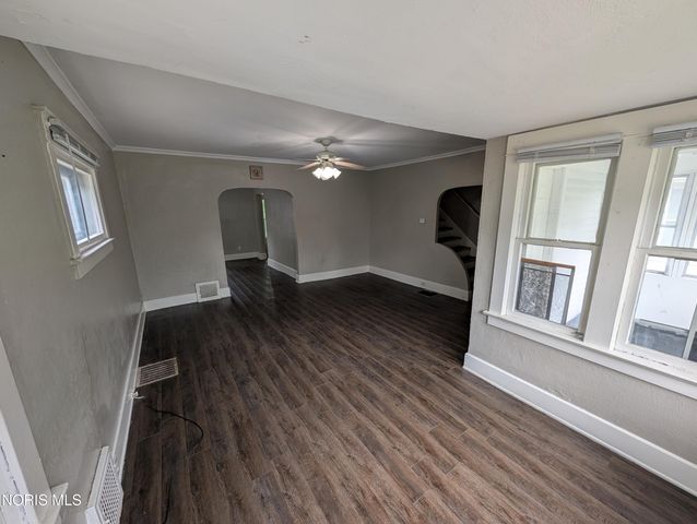 1212 Paxton Street, Toledo, OH 43608