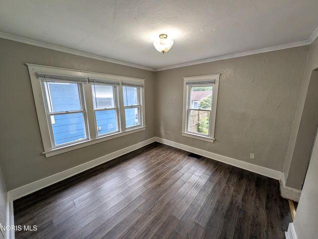 1212 Paxton Street, Toledo, OH 43608