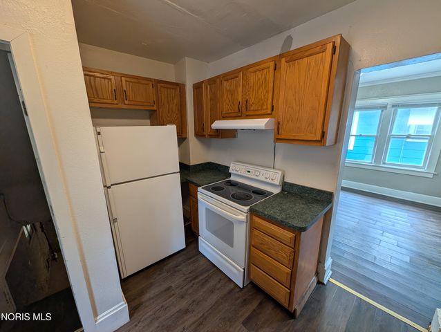 1212 Paxton Street, Toledo, OH 43608