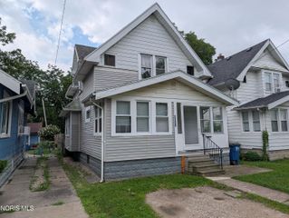 1212 Paxton Street, Toledo, OH 43608