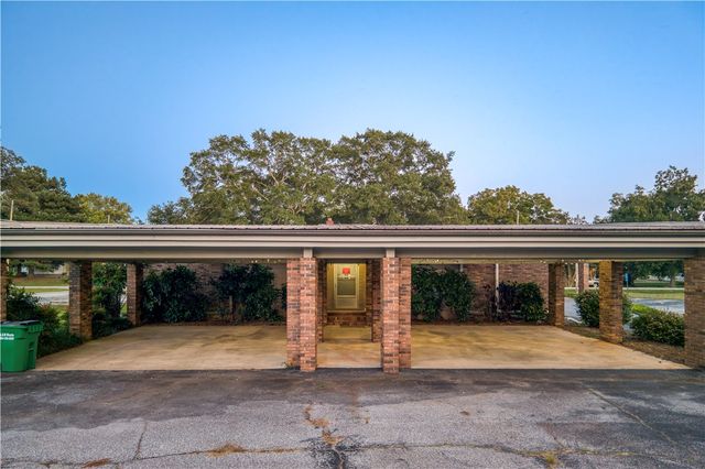 111 W. Pine Grove Road, Fair Play, SC 29643