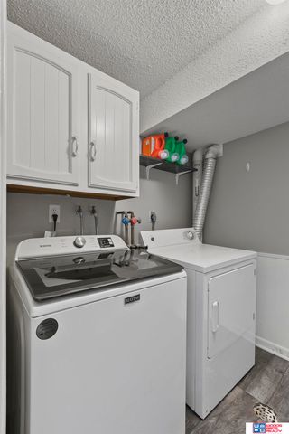 5218 S 39th Street, Lincoln, NE 68516