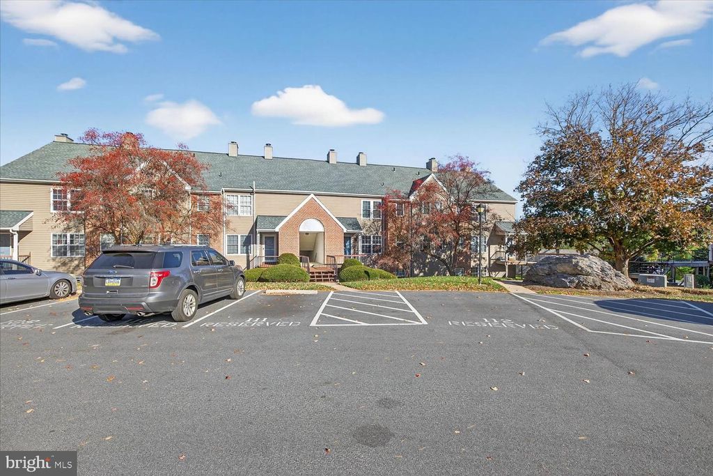 Image 2 of property listing at 708 CHRISTOPHER, Wyomissing, PA 19610