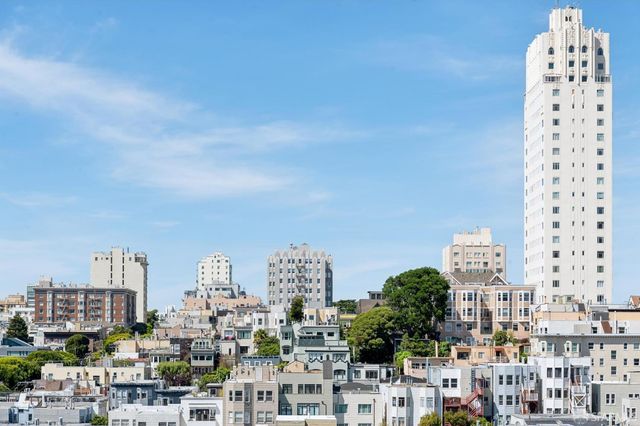 1355 Pacific Avenue 204, San Francisco, CA 94109