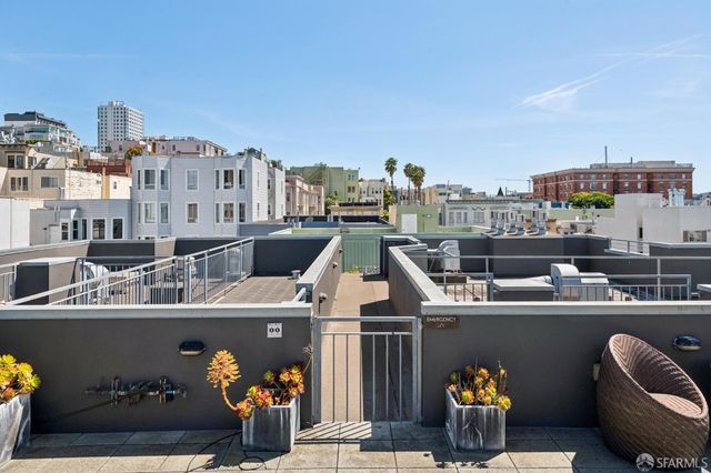 1355 Pacific Avenue 204, San Francisco, CA 94109