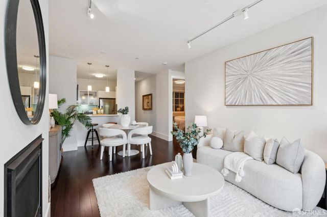 1355 Pacific Avenue 204, San Francisco, CA 94109