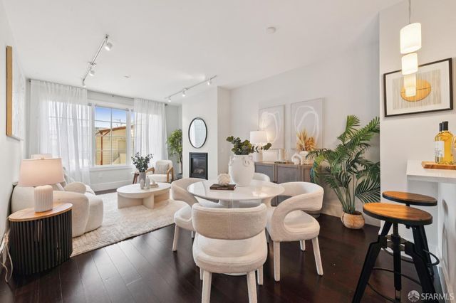 1355 Pacific Avenue 204, San Francisco, CA 94109
