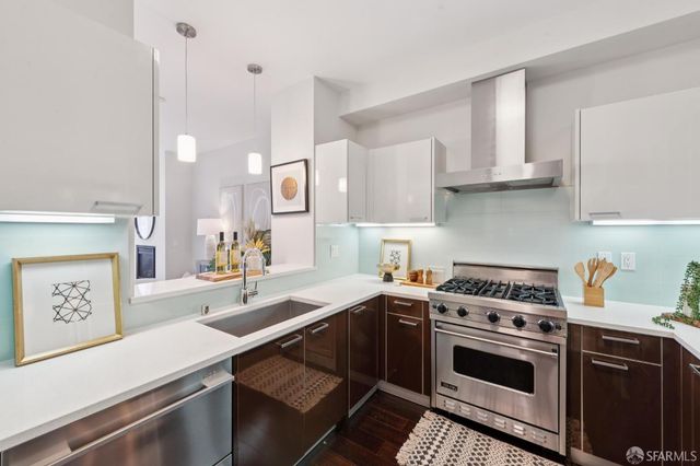 1355 Pacific Avenue 204, San Francisco, CA 94109