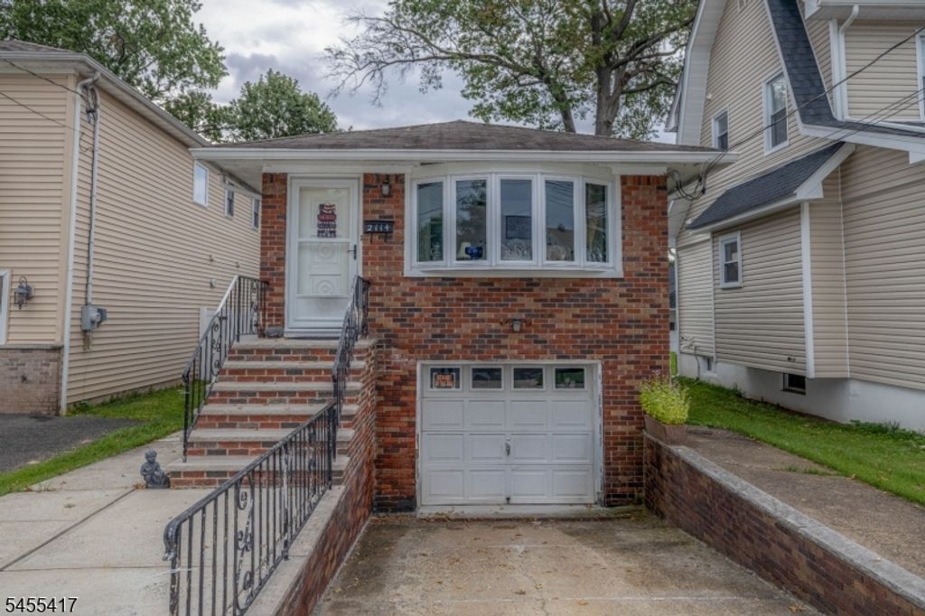 2114 Alberta Ave, Linden City, NJ 07036 — photo 2
