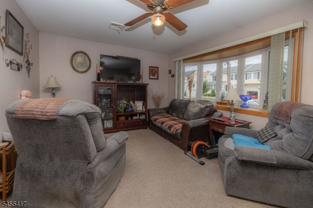 2114 Alberta Ave, Linden City, NJ 07036 — photo 4