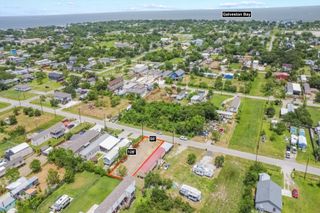 626 15th Street, San Leon, TX 77539