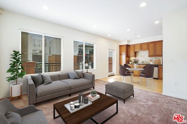 6020 Seabluff Drive 423, Los Angeles, CA 90094