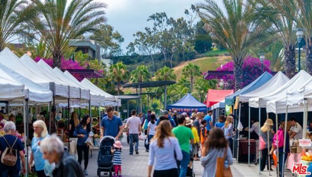 6020 Seabluff Drive 423, Los Angeles, CA 90094