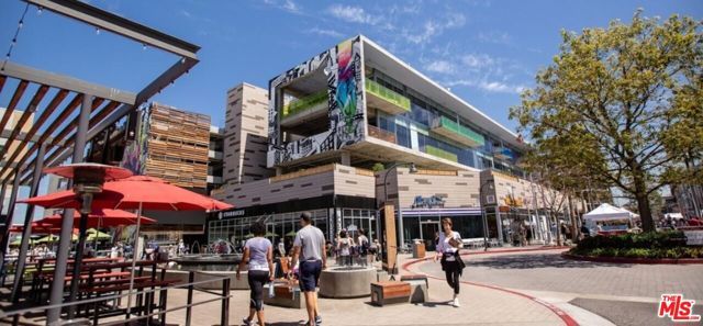 6020 Seabluff Drive 423, Los Angeles, CA 90094