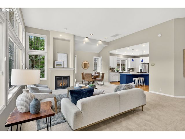 4086 Nw GLENEAGLES Pl, Portland, OR 97229
