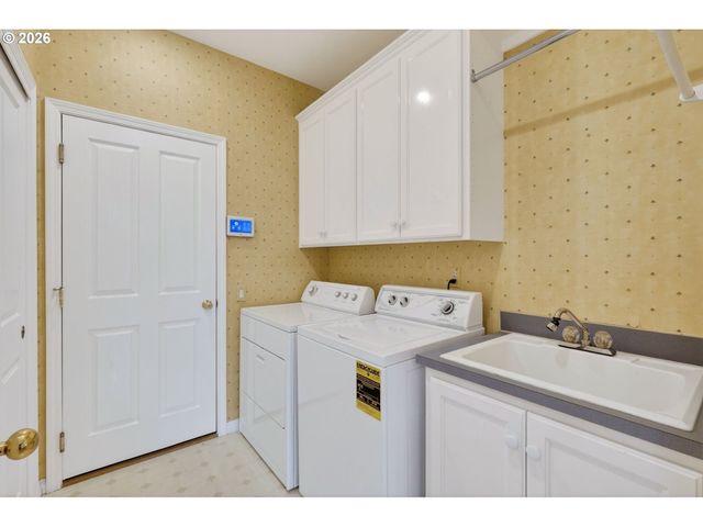 4086 Nw GLENEAGLES Pl, Portland, OR 97229