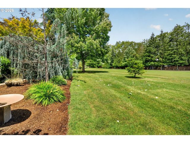 4086 Nw GLENEAGLES Pl, Portland, OR 97229
