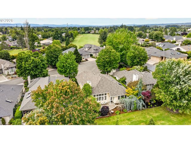 4086 Nw GLENEAGLES Pl, Portland, OR 97229