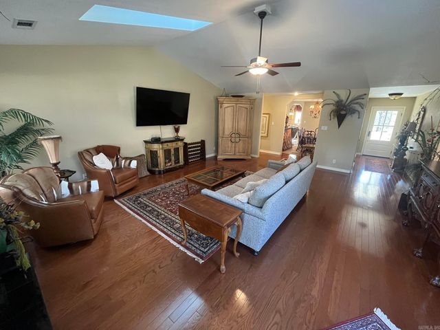 16 Heraldia Lane, Hot Springs Village, AR 71909