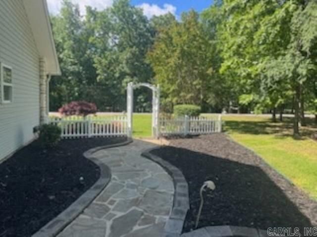 16 Heraldia Lane, Hot Springs Village, AR 71909