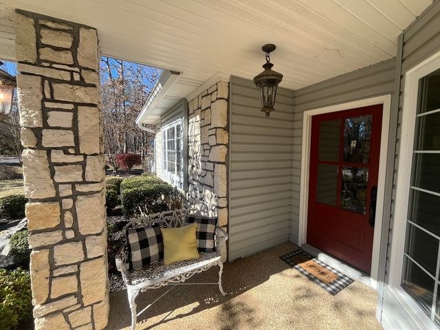 16 Heraldia Lane, Hot Springs Village, AR 71909