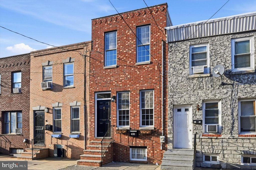 2631 ELLSWORTH ST, PHILADELPHIA, PA 19146 — photo 2