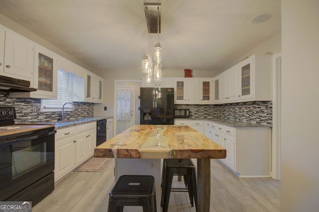 15 Deep Step Road, Covington, GA 30014