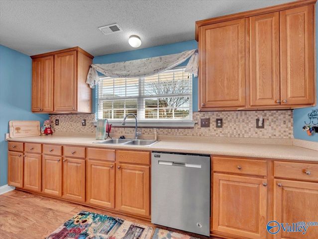 188 Bremerton Drive SW, Huntsville, AL 35824