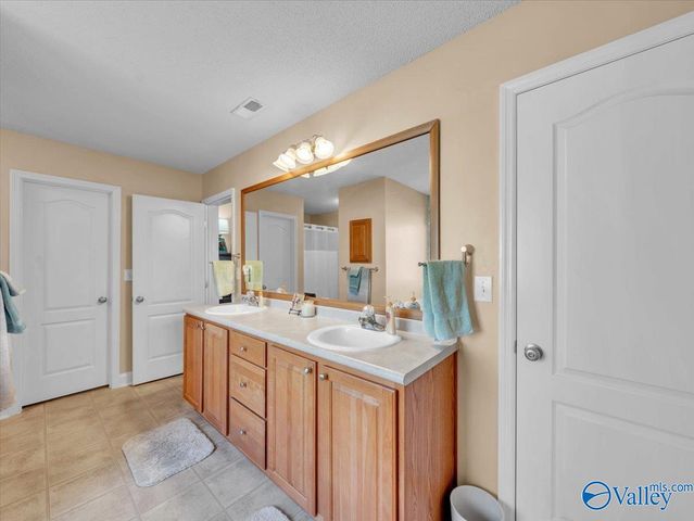 188 Bremerton Drive SW, Huntsville, AL 35824