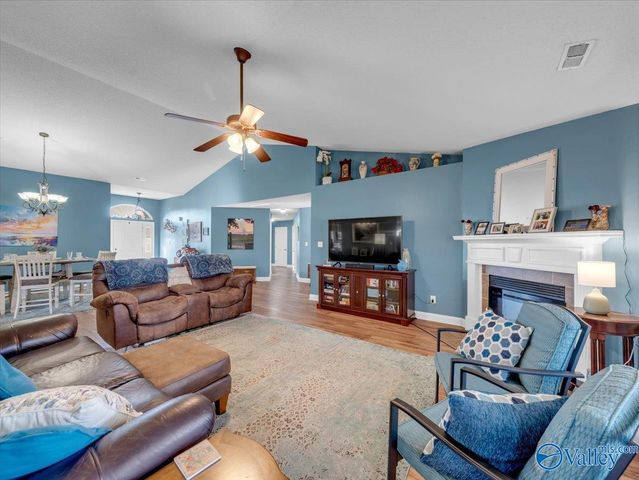 188 Bremerton Drive SW, Huntsville, AL 35824