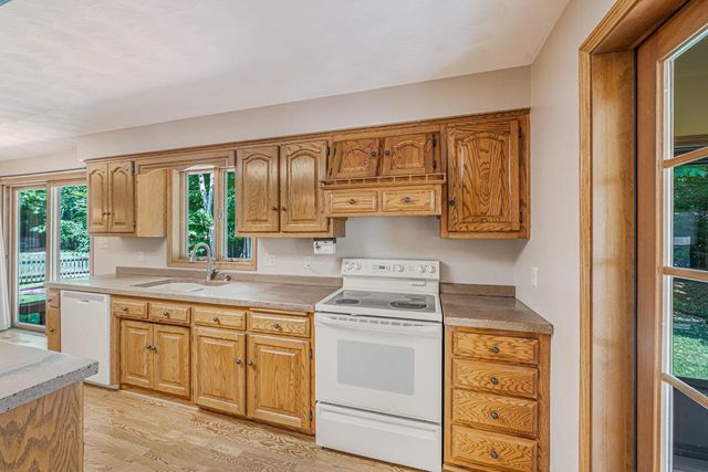 3324 S WHITE BIRCH LANE, Appleton, WI 54915