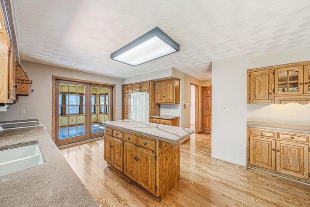 3324 S WHITE BIRCH LANE, Appleton, WI 54915