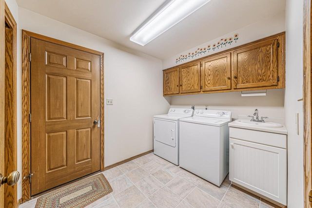 3324 S WHITE BIRCH LANE, Appleton, WI 54915