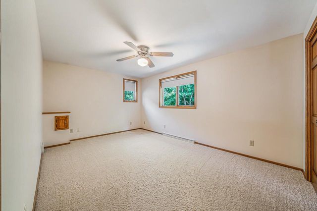 3324 S WHITE BIRCH LANE, Appleton, WI 54915