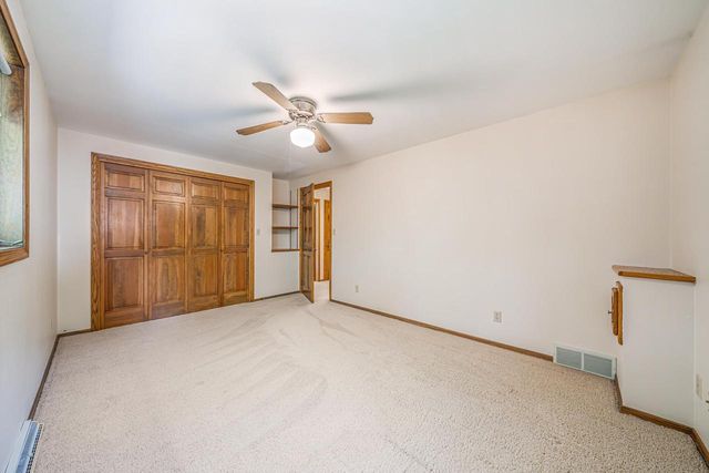 3324 S WHITE BIRCH LANE, Appleton, WI 54915