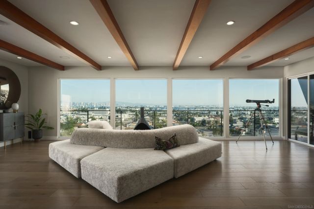 3330 Ingelow St, San Diego, CA 92106