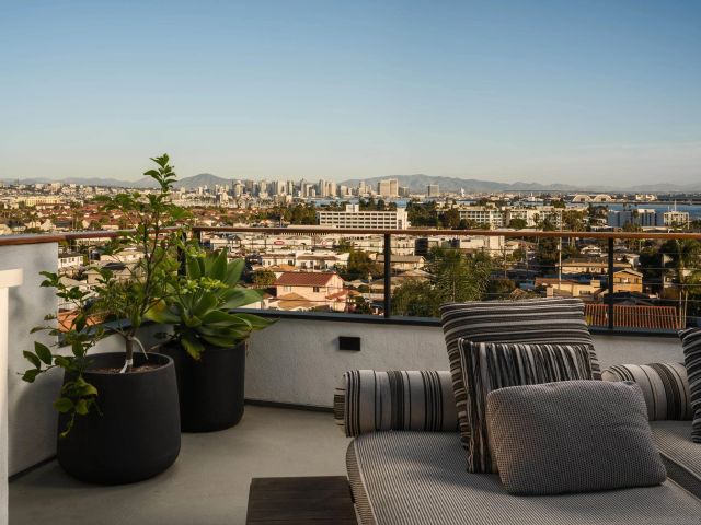 3330 Ingelow St, San Diego, CA 92106