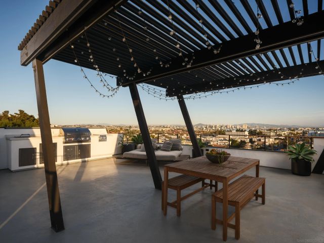 3330 Ingelow St, San Diego, CA 92106