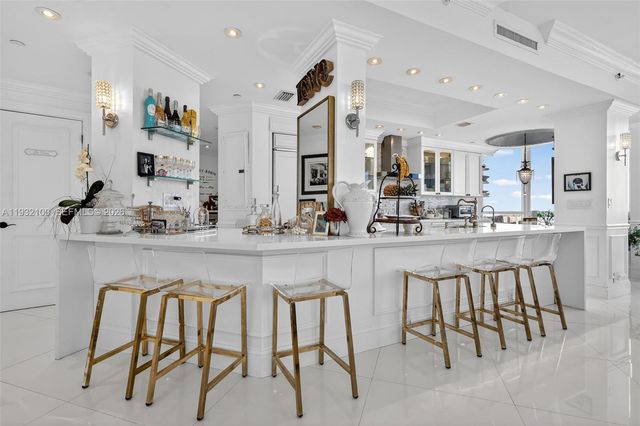 1000 Island Blvd PH9, Aventura, FL 33160