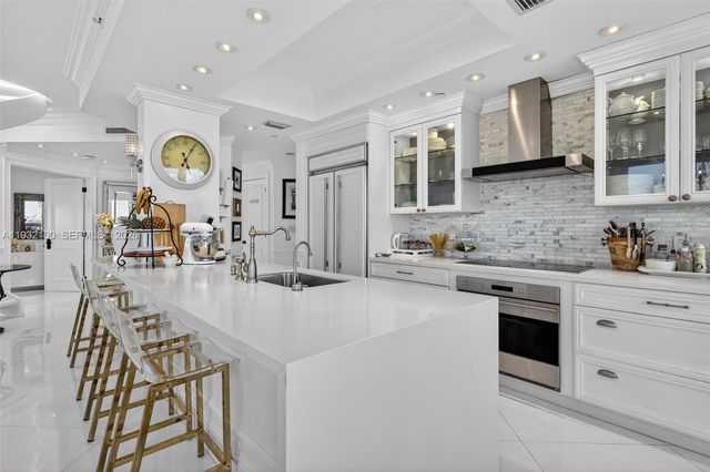 1000 Island Blvd PH9, Aventura, FL 33160