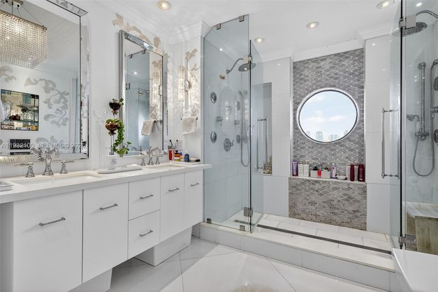 1000 Island Blvd PH9, Aventura, FL 33160