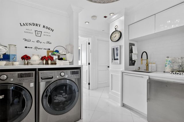 1000 Island Blvd PH9, Aventura, FL 33160