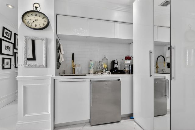 1000 Island Blvd PH9, Aventura, FL 33160