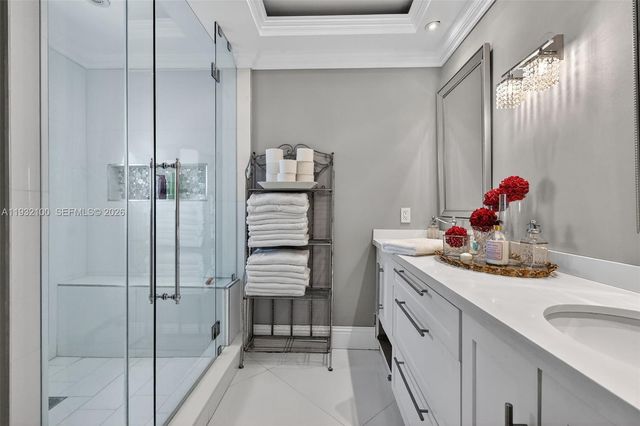 1000 Island Blvd PH9, Aventura, FL 33160