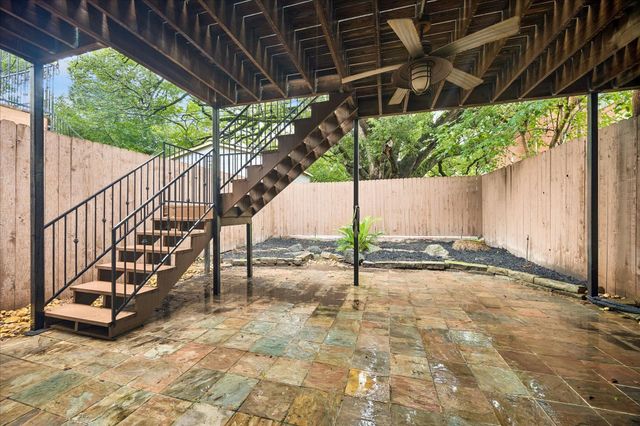 6406 Rodrigo Street B, Houston, TX 77007