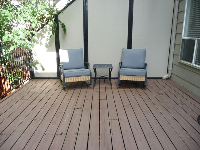 6406 Rodrigo Street B, Houston, TX 77007