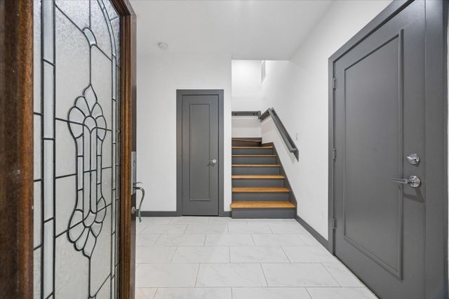 6406 Rodrigo Street B, Houston, TX 77007