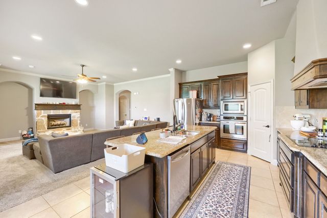 109 Mountain Vista Drive, Fort Worth, TX 76126