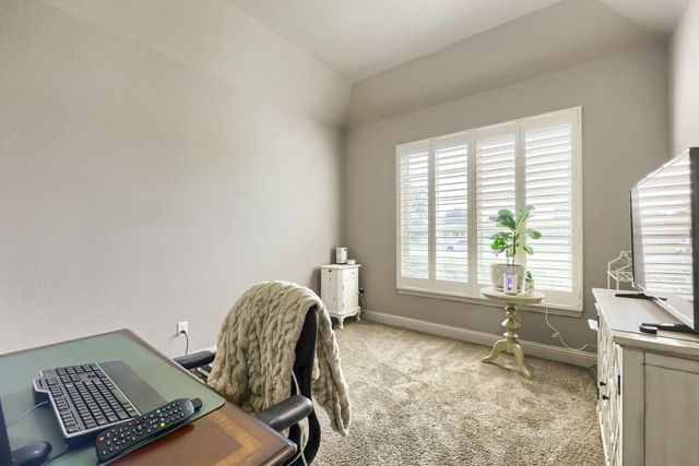109 Mountain Vista Drive, Fort Worth, TX 76126
